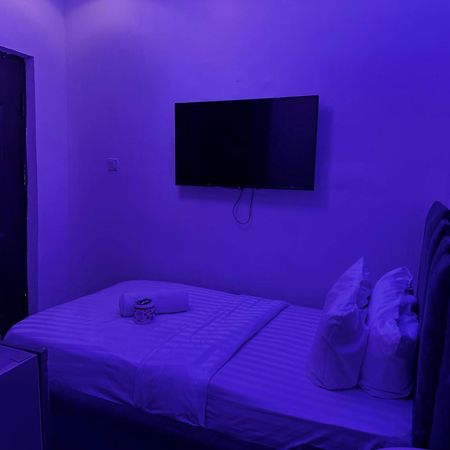 Vhs Vinchee Suites Lagos Extérieur photo